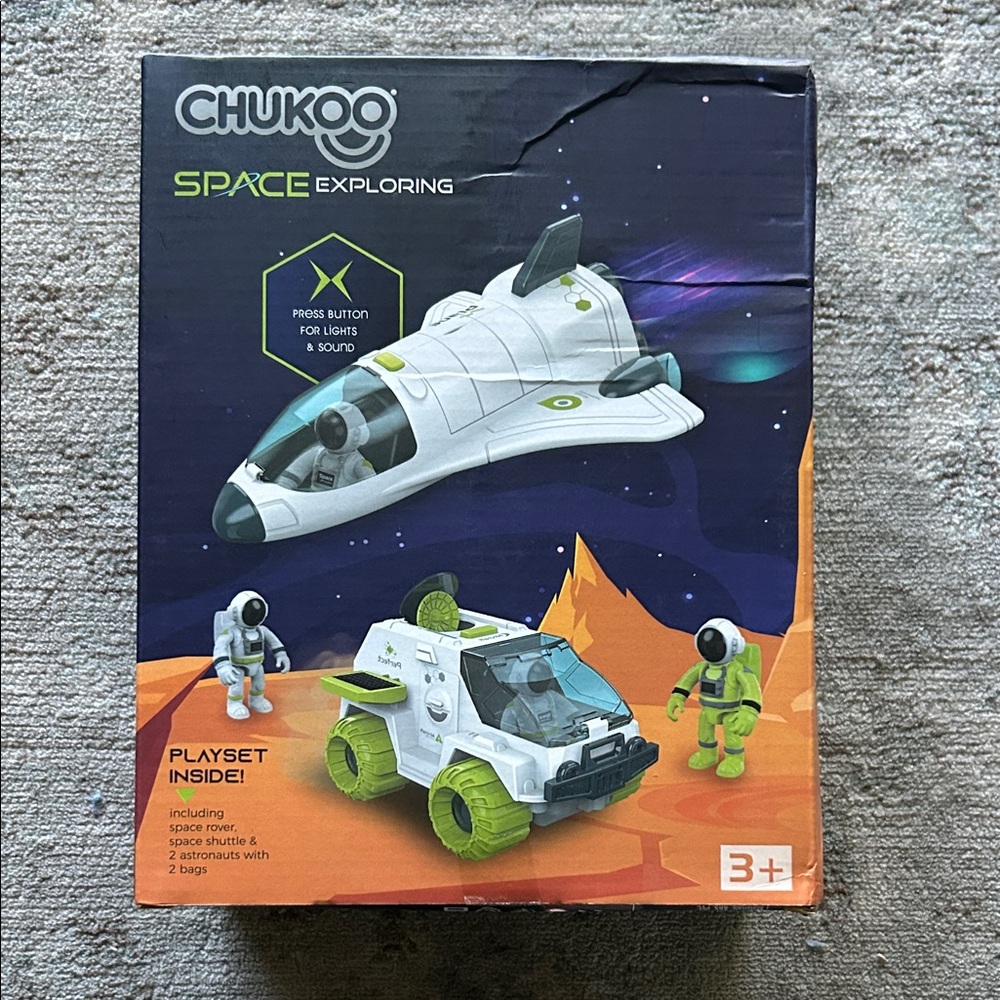Space Adventure Playset - White and Green - Brand New Never Opened